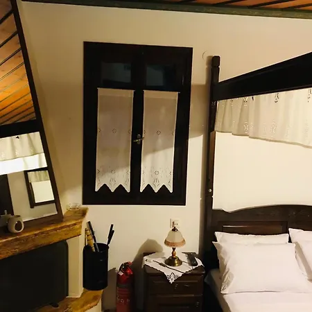 Hotel Archontiko Ouranias 3*