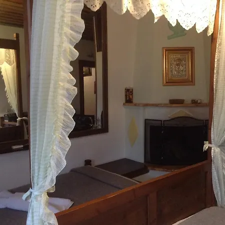 Archontiko Ouranias 3*